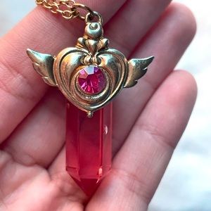 I’m selling a Sailor Moon crystal necklace, and it’s very adorable